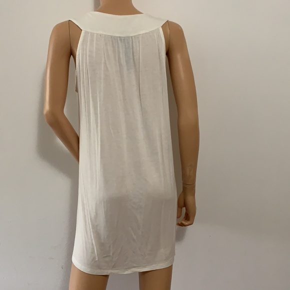 EllumiNation Woman’s Tunic. - Picture 2 of 5